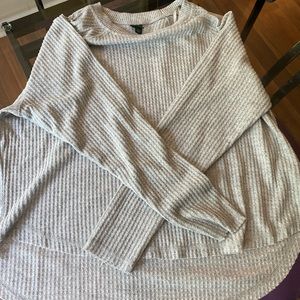 Long sleeve pixy shirt